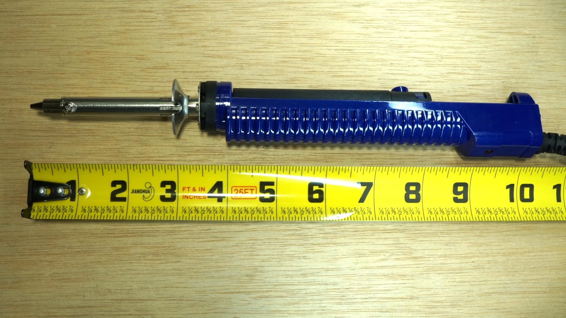 WEP 929D-V 2 IN 1 Desoldering Iron Electric Solder Sucker with 5 Nozzles 0.8/1.0/1.2/1.5mm Soldering Tool Kit with Built-in Desoldering Pump, Iron Stand, Sponge, Cleaning Pin Solder Remover customer photo 1