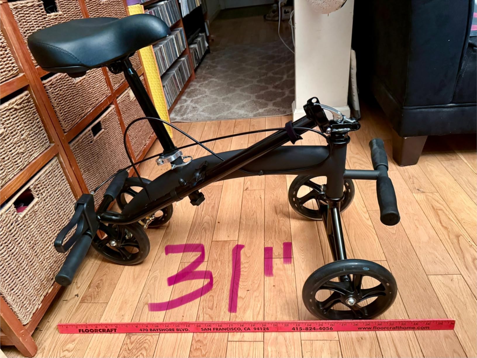 Medline Manual Seated Mobility Scooter Knee Walker, 8” Wheels, 300 lbs. Capacity, Black- for Leg & Foot Injuries, Crutch Alternative, 1 Ct. customer photo 2