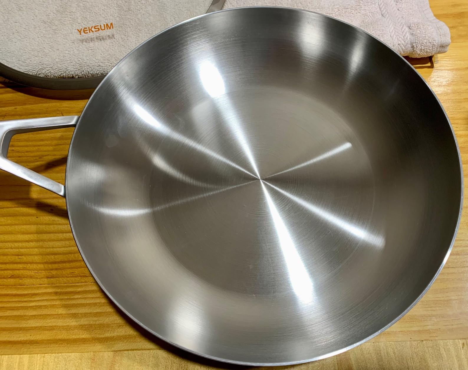 Yeksum Tri-Ply Fully Bonded Stainless Steel 8inch Frying Pan, Omelette Pans, Egg Pan Durable Chef's Pan, Kitchen Skillets 8in, Induction Pan for Steak,Egg, Compatible with All Cooktops, Up to 600℉ customer photo 1