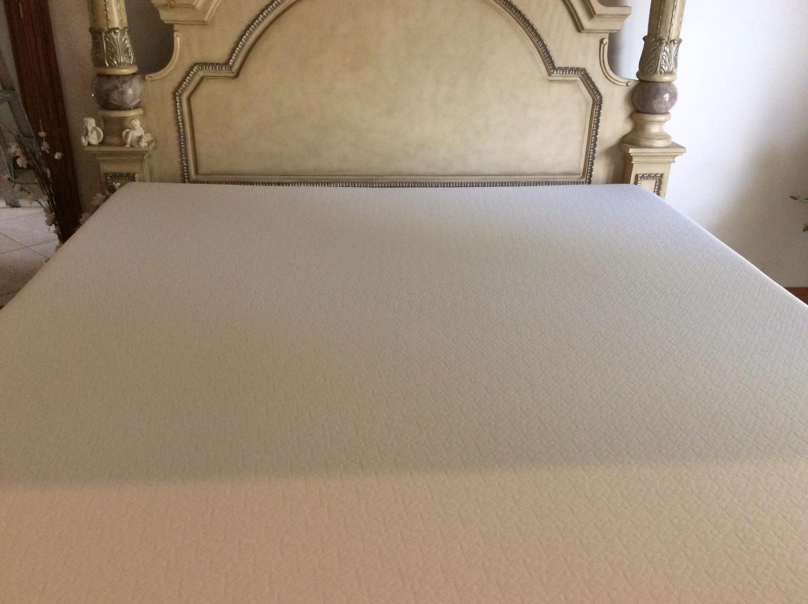 Zinus AZ-BTCM-10F Memory Foam 10 Inch Green Tea Mattress, Full, White customer photo 2