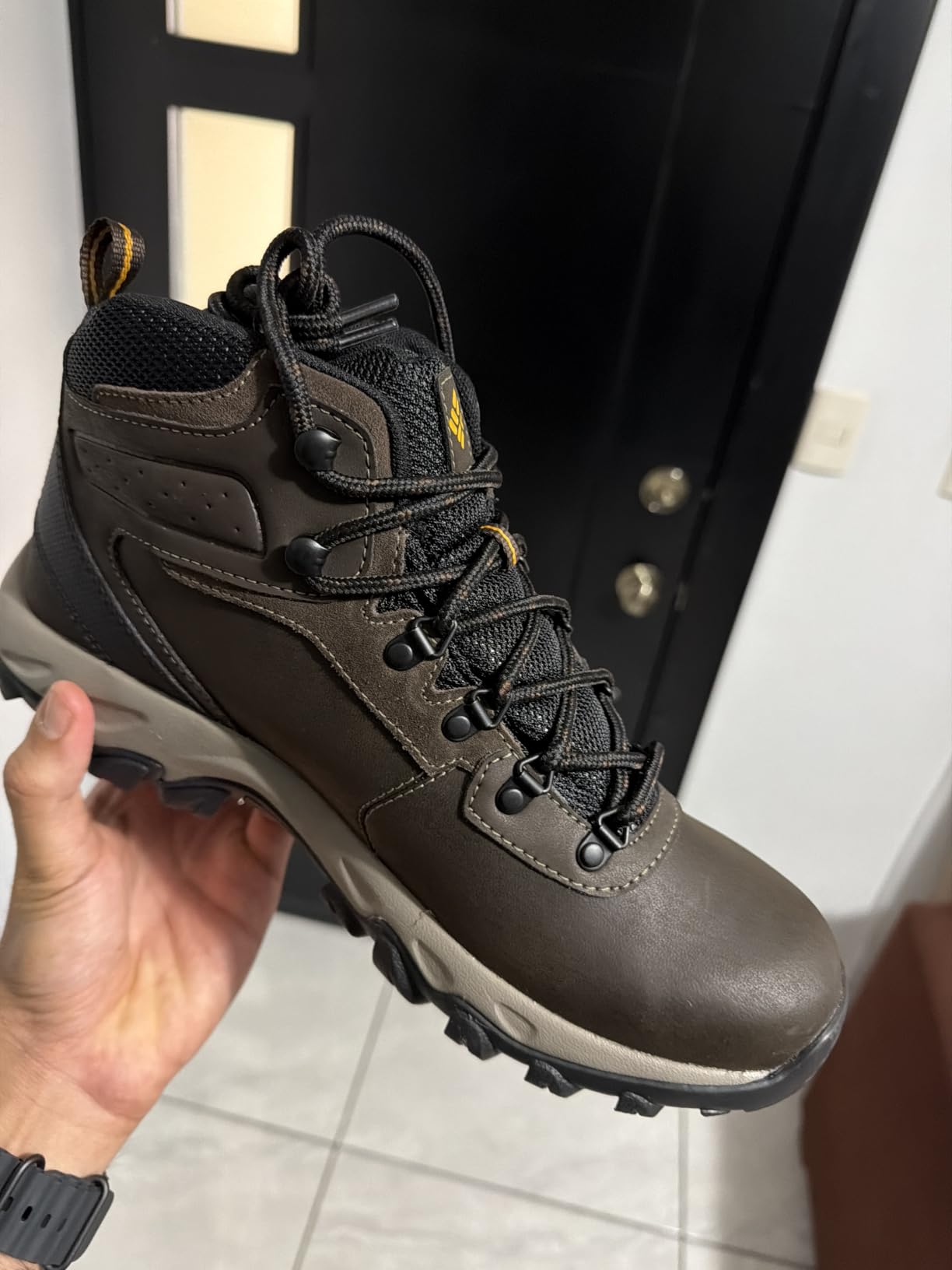 Columbia Men's Newton Ridge Plus Ii Waterproof Hiking Shoe customer photo 2