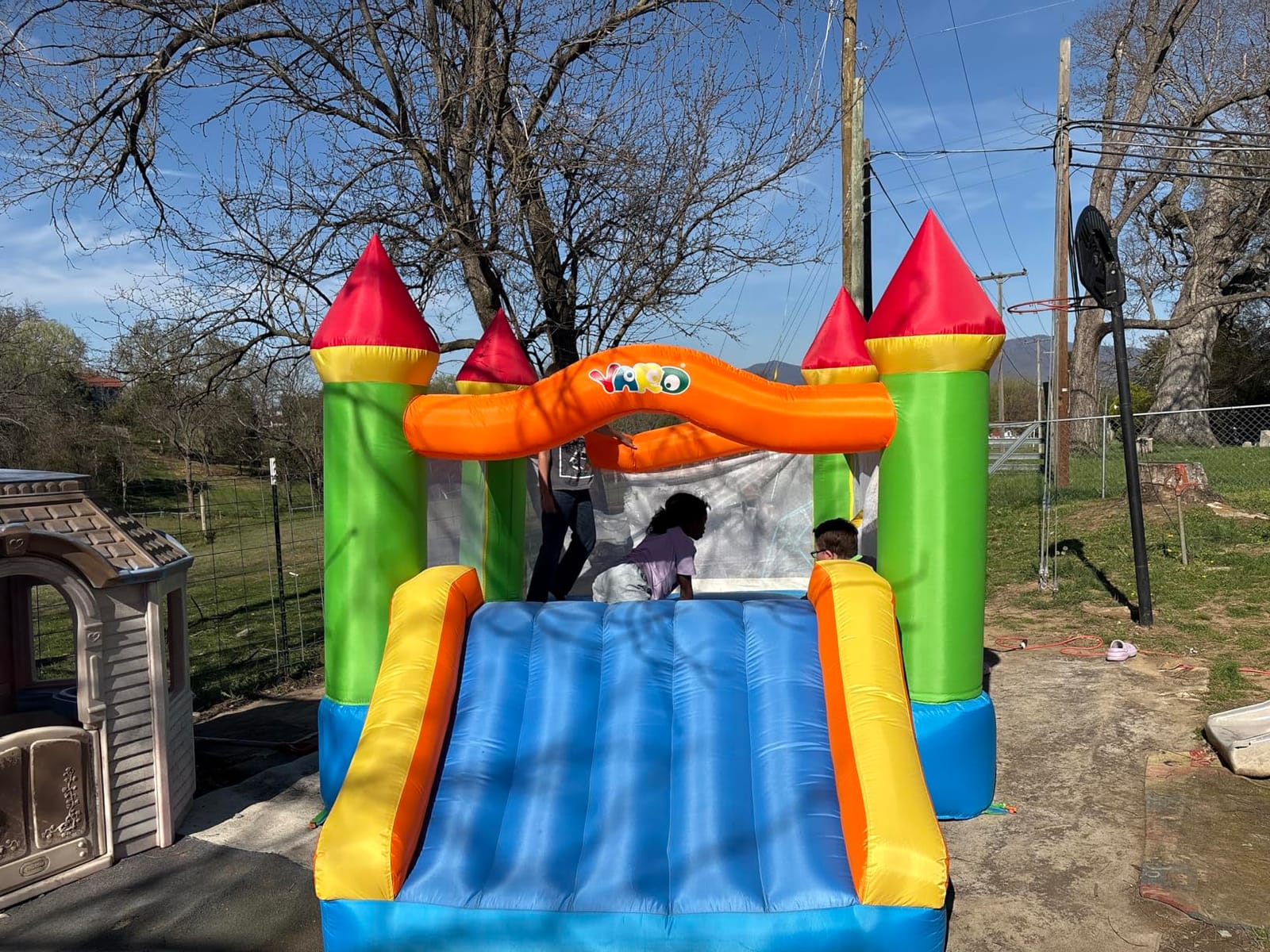 YARD Bounce House, Inflatable Bouncy House for Kids 3-6, 12ft x 9ft x 8ft customer photo 1
