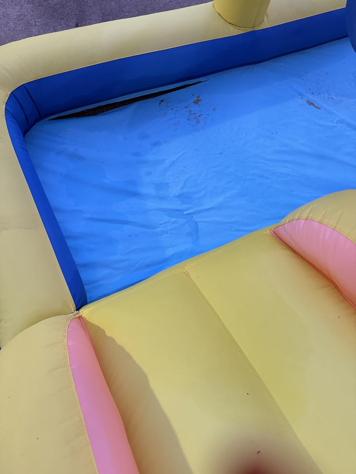 Umbalir 9-in-1 Inflatable Obstacle Bounce House with Water Slide customer photo 1