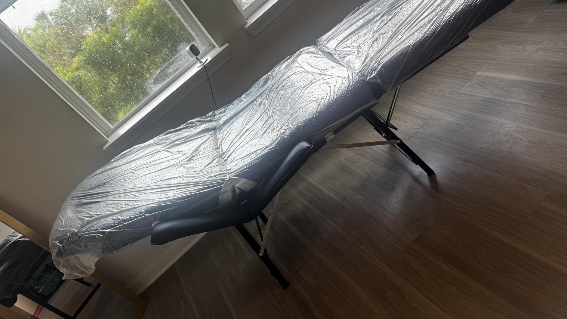 3-Section Spa Massage Table with Hydraulic Stool, 73