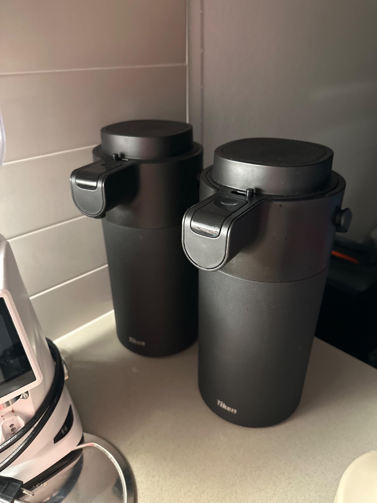 Tiken Airpot Coffee Dispenser with Pump - Coffee Carafes for Keeping Hot - Beverage Dispenser - 135oz/4L Thermal Coffee Carafe for Hot Liquids - Stainless Steel Insulated Coffee Thermal Carafe customer photo 2