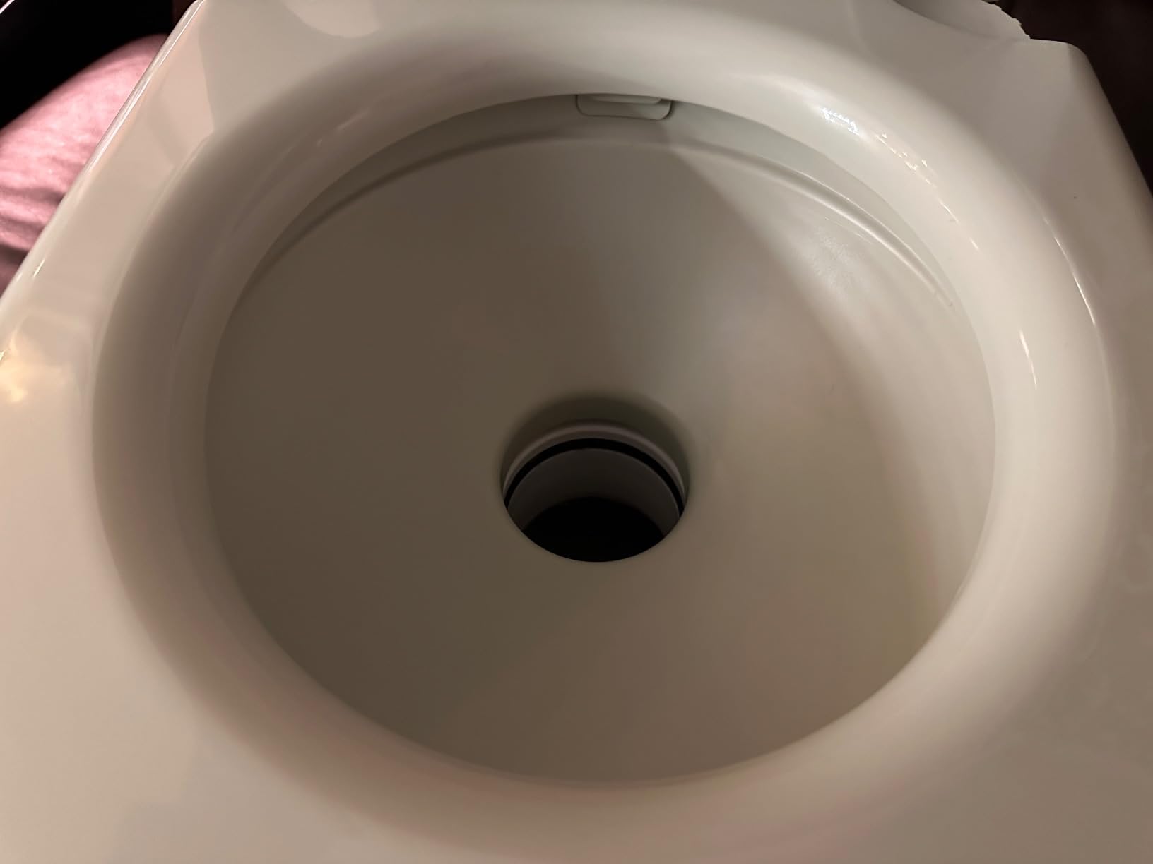 VEVOR Portable Toilet for Camping, RV Toilet with Carry Bag, 5.3 Gal Waste Tank & 3.2 Gal Flush Tank, Push-Button Pressurized Flush Commode, Leak-proof and Odourless Travel Toilet for Camping Car customer photo 2