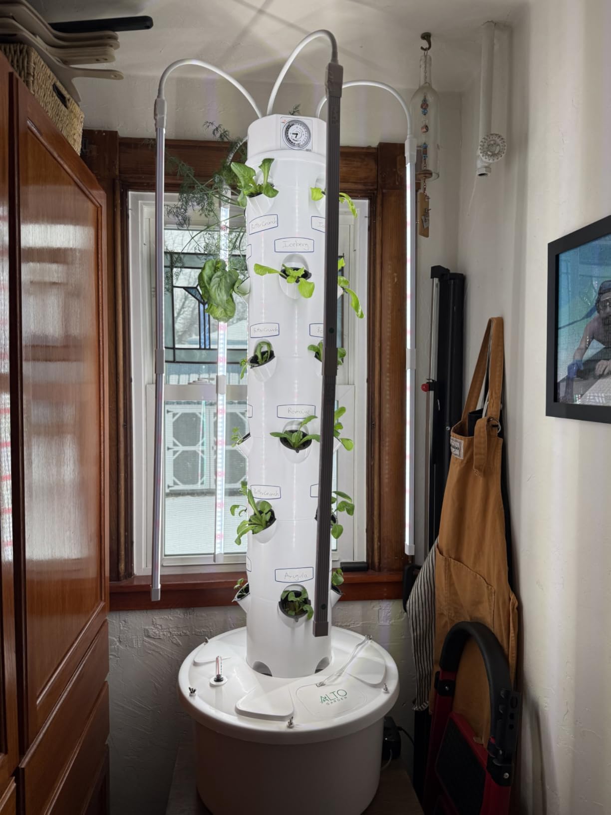 GX Hydroponic Tower | Vertical Planter Tower | Hydroponics Growing System Kit | Food Grade with 24 Net Pots (with LED Grow Lights) customer photo 1