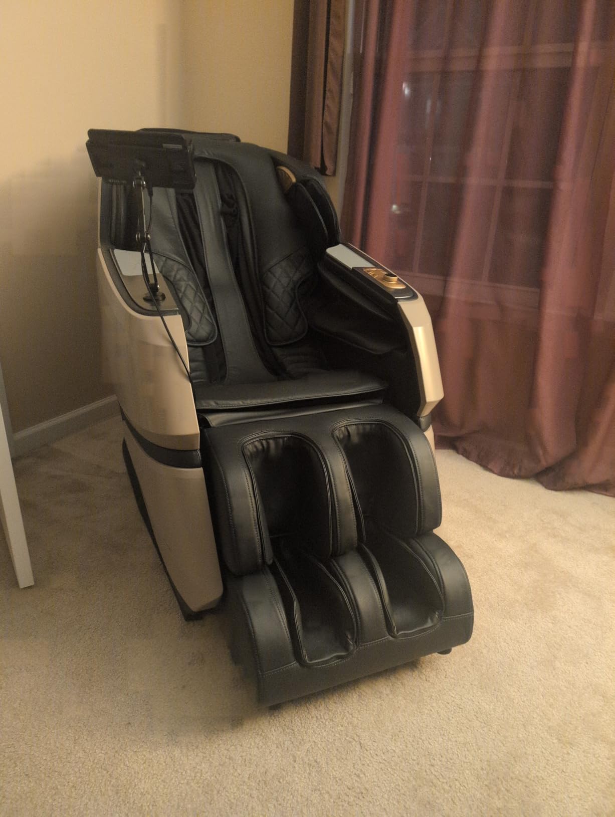 MassaMAX MT339 4D Massage Chair Full Body Recliner, OTA Update, Deep Black customer photo 1
