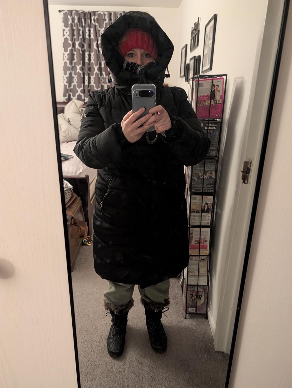 IKAZZ Women's Winter Coats, Thickened Warm Insulated Vegan Down Long Parka Jacket with Hood customer photo 1