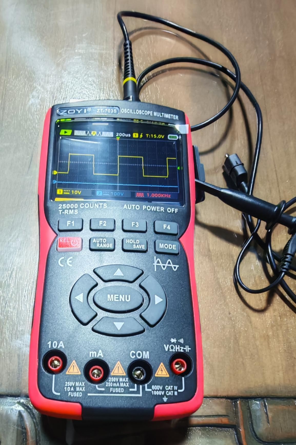 3 in 1 Handheld Oscilloscope Automotive Dual Channel 50MHz with Digital Multimeter and Signal Generator customer photo 1