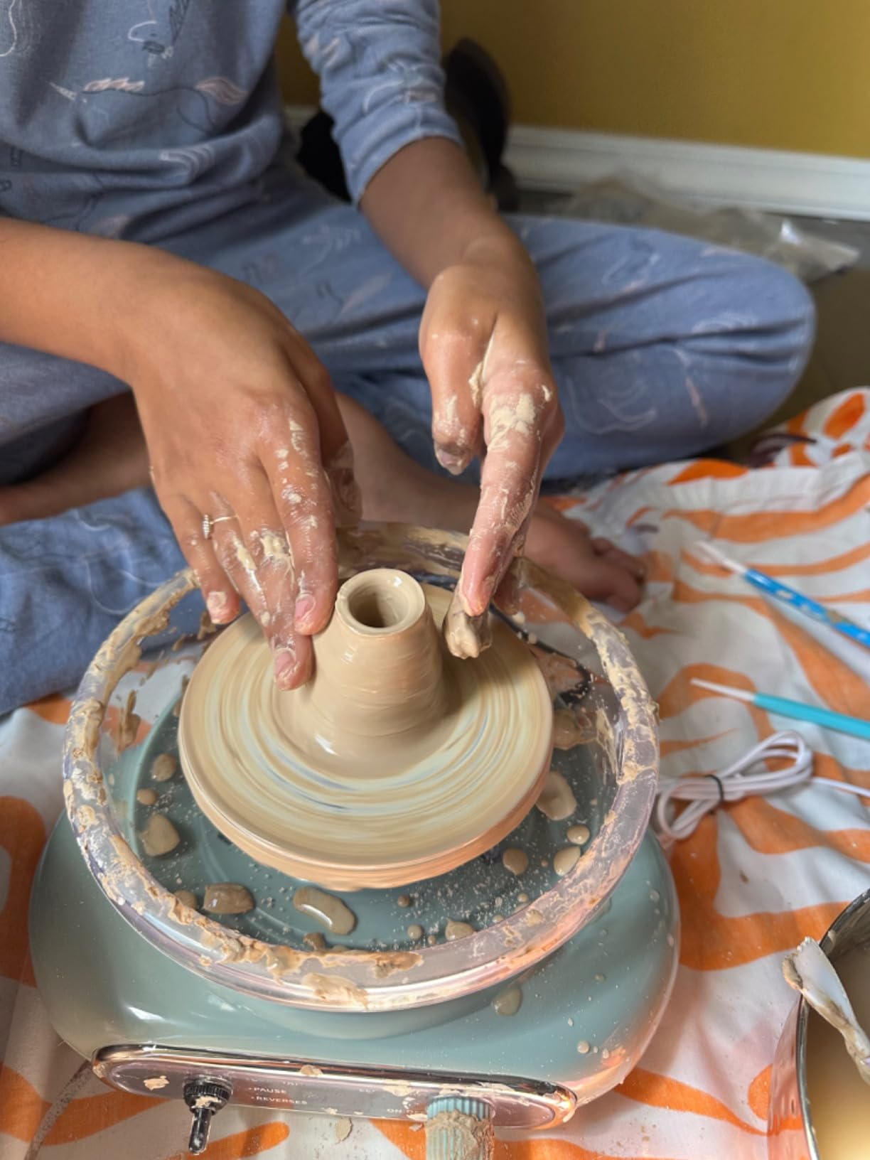 Alldeer Mini Pottery Wheel for Kids Teens Beginners Starters customer photo 1