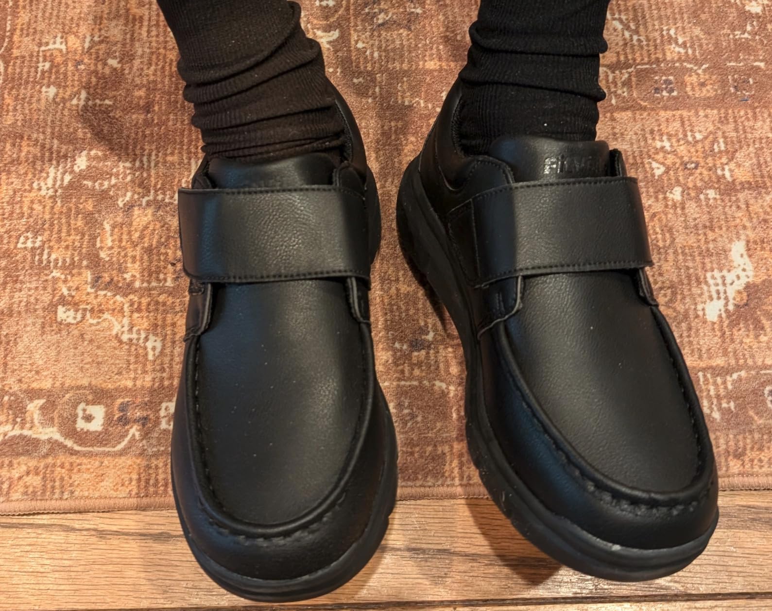 FitVille Wide Diabetic Walking Shoes for Men Leather Oxford Comfortable Dress Business Casual Shoes Sneakers for All-Day Comfort customer photo 1