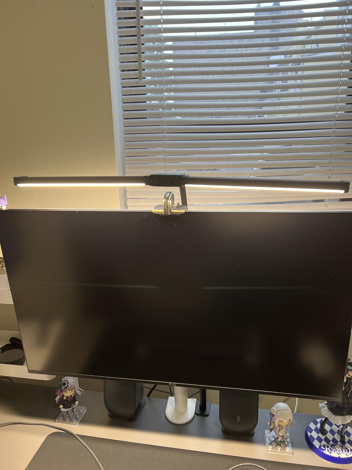 Motumen Led Desk Lamp for Home Office, Eye-Care Desk Light Clamp, Black customer photo 2