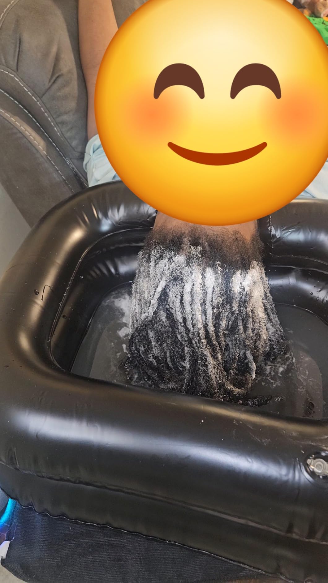 Inflatable Shampoo Basin, Loc Detox Tub for Dreads, Shampoo Buddy Bowl for Bedridden, Disabled,Injured with 2.5 GL Portable Water Shower Bag（Black） customer photo 2