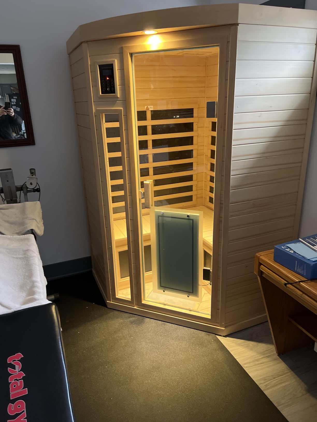 Full Spectrum Sauna, Outdoor Sauna w/Red Light Therapy, 1950W 20A customer photo 2