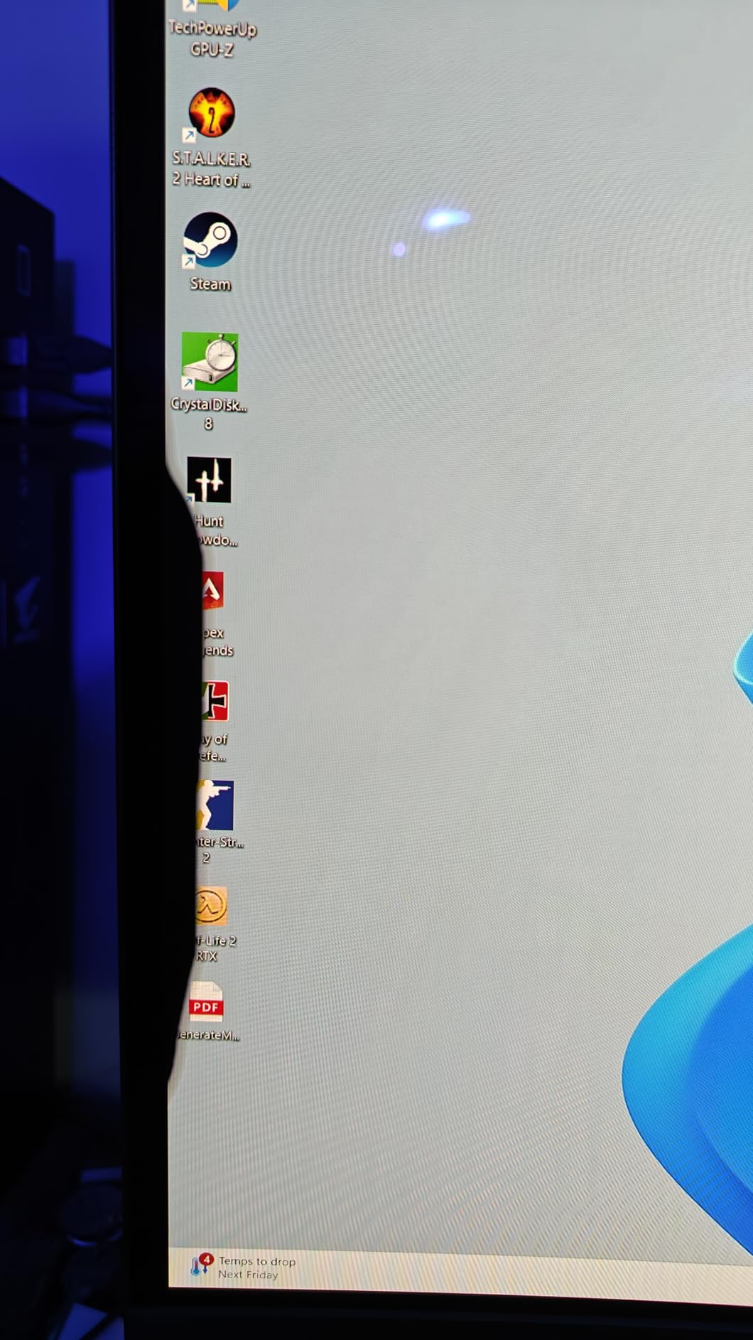 Acer Predator 31.5in Curved 4K 3840x2160 QD-OLED 240Hz Gaming Monitor X32 X customer photo 2