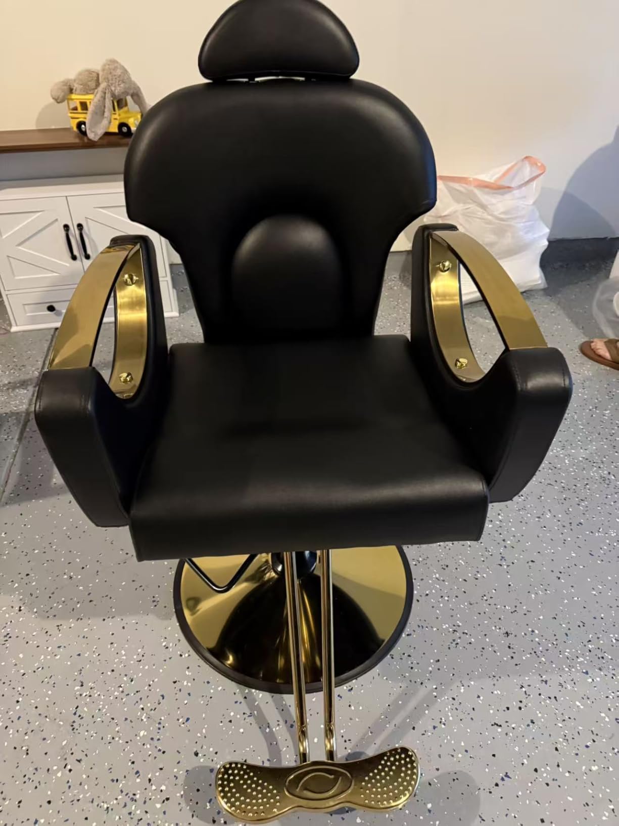 Salon Barber Chair, Reclining Salon Chair for Hair Stylist, Hair Salon Chair with Heavy Duty Hydraulic Pump, 360 Swivel Styling Braiding Hairdresser Chair for Home Barbershop, Gray Gold customer photo 2