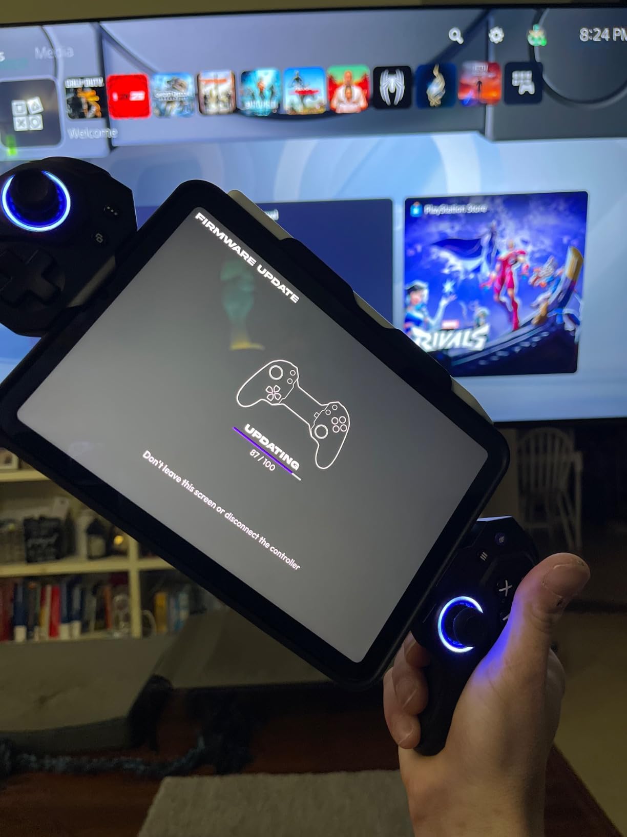 ELO Vagabond Mobile Gaming Controller, Made for iPhone, USB-C, Android customer photo 2