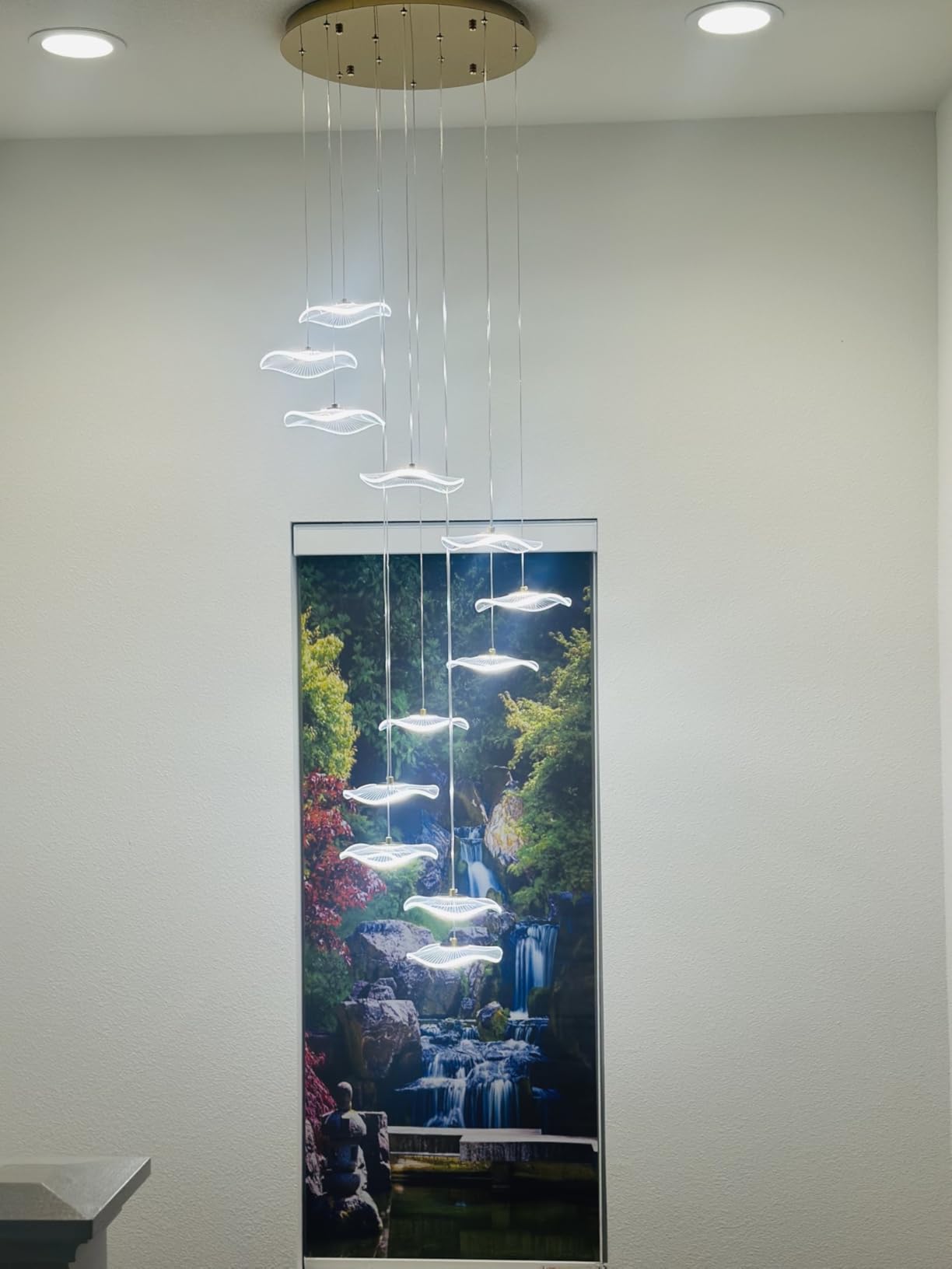 ziidoo High Ceiling Chandelier - 18-Light Dimmable Modern Gold Long Spiral Luxury Linear Lotus Leaf Led Lamp Hanging Pendant Lights for Foyer Enterway Staircase Villas customer photo 1
