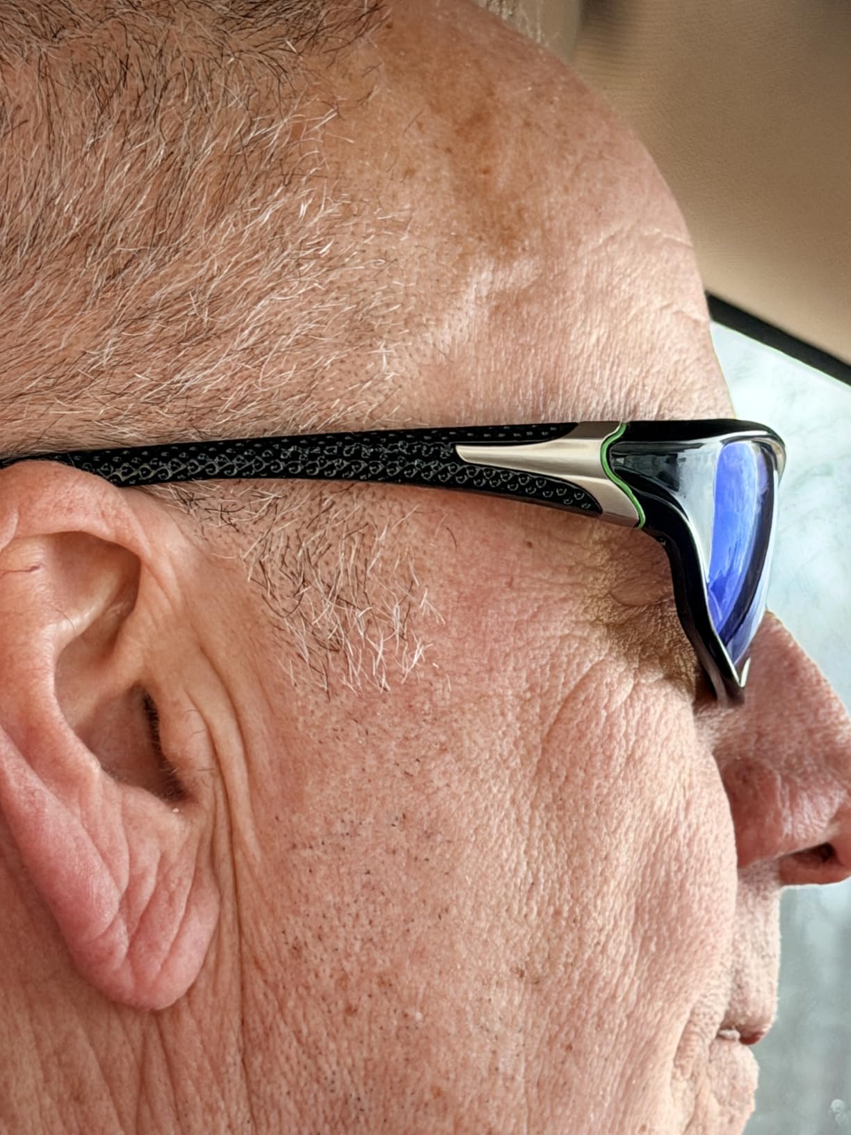 KALIYADI Sports Polarized Sunglasses Men UV400 Protection for Fishing Driving Cycling customer photo 2