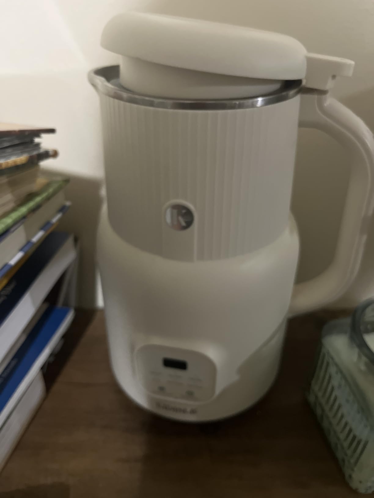 KIDISLE Automatic Nut Milk Maker, 20oz Homemade Almond, Oat, Coconut, Soy, Plant Based Milks and Non-Dairy Beverages with Delay Start/Keep Warm/Self-Cleaning/Boil Water, White customer photo 2