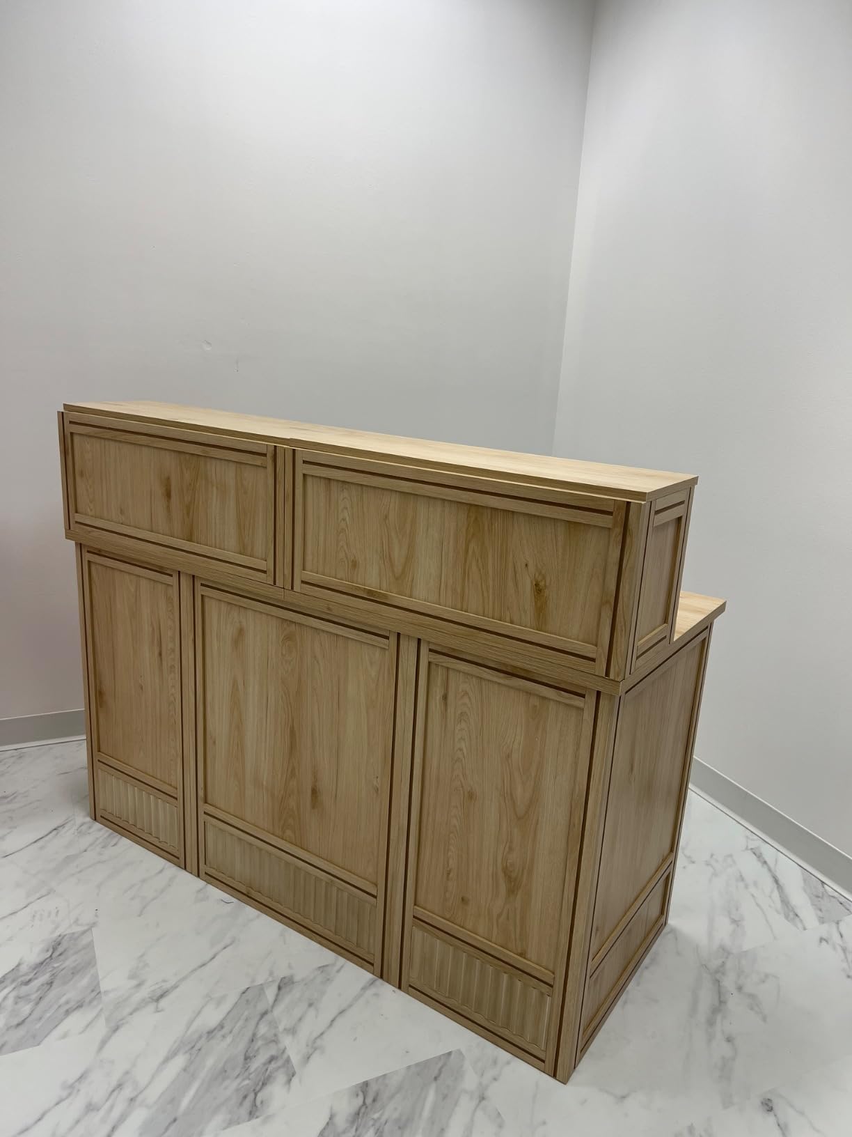LITTLE TREE 57-Inch Reception Counter, Boho Style Front Desk, Modern Checkout Counter, Reception Desk for Retail, Lobby, Salon, Office, Oak customer photo 1