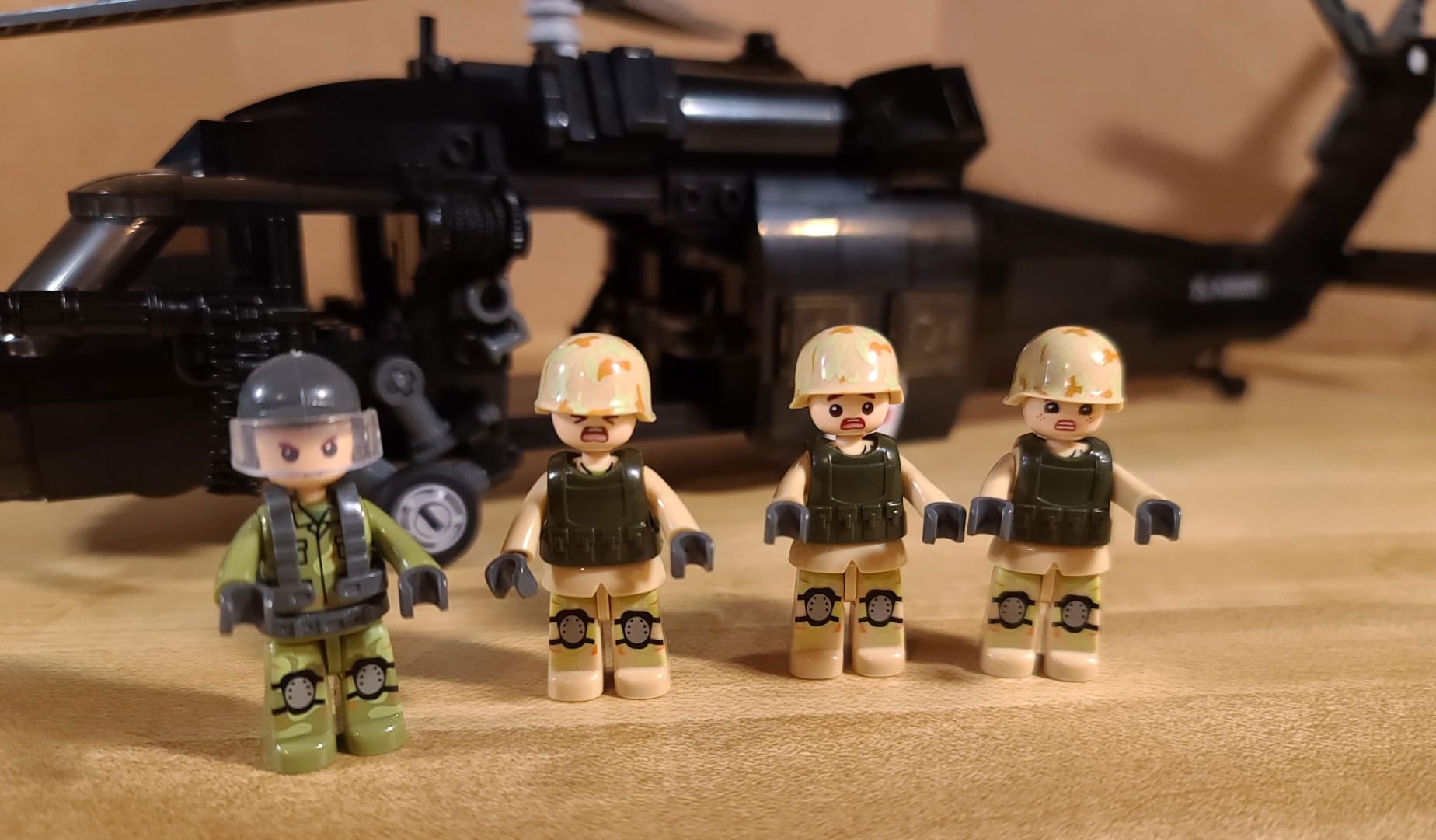 UH-60 Black Hawk Helicopter Military Set, Army Airplane Building Bricks, Rescue Helicopter Model Kits with 4 Soldier Minifigures, Gifts for 6-12 Year Old Kids, Compatible with Lego, 692 PCS customer photo 1