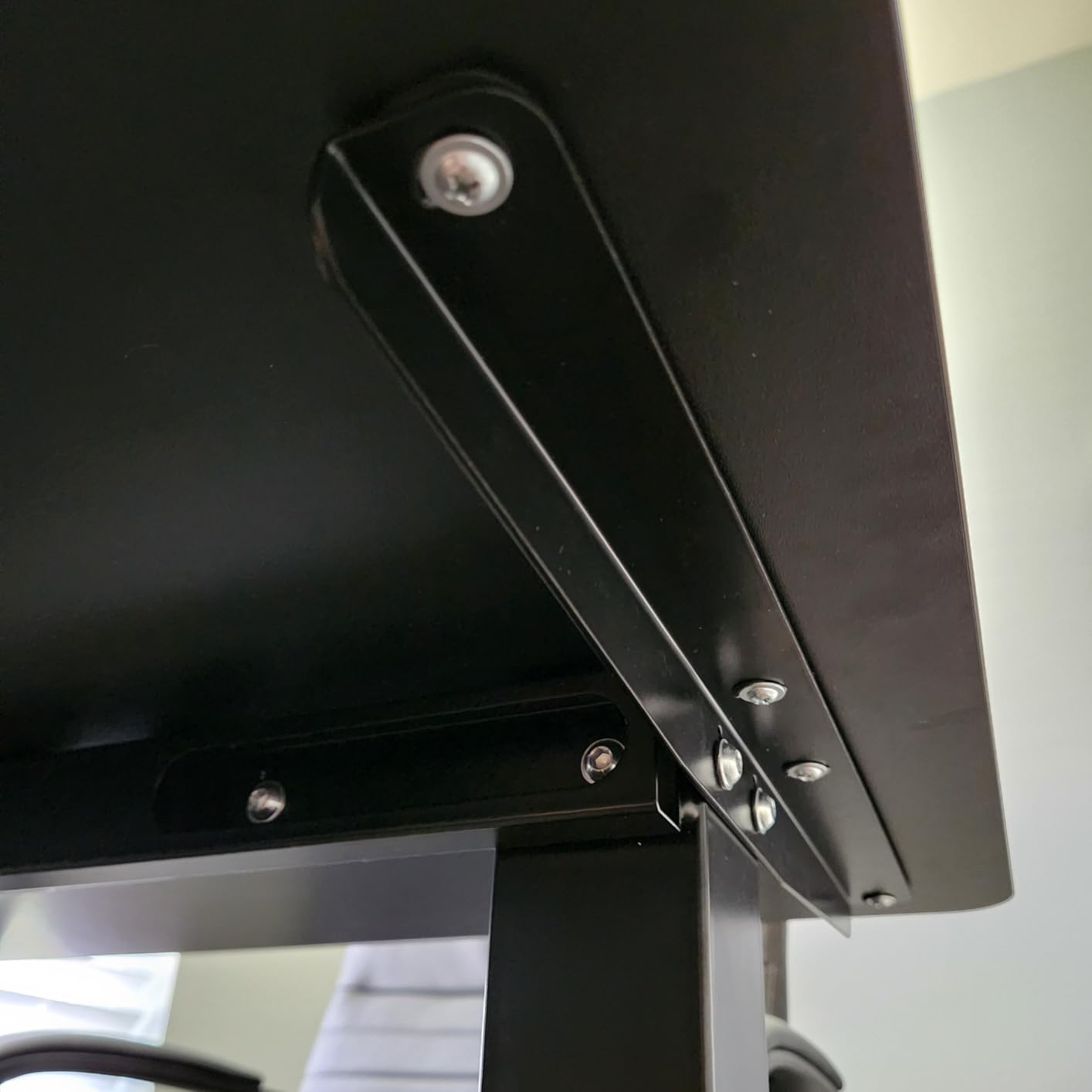 JOY worker Electric Glass Standing Desk, 40