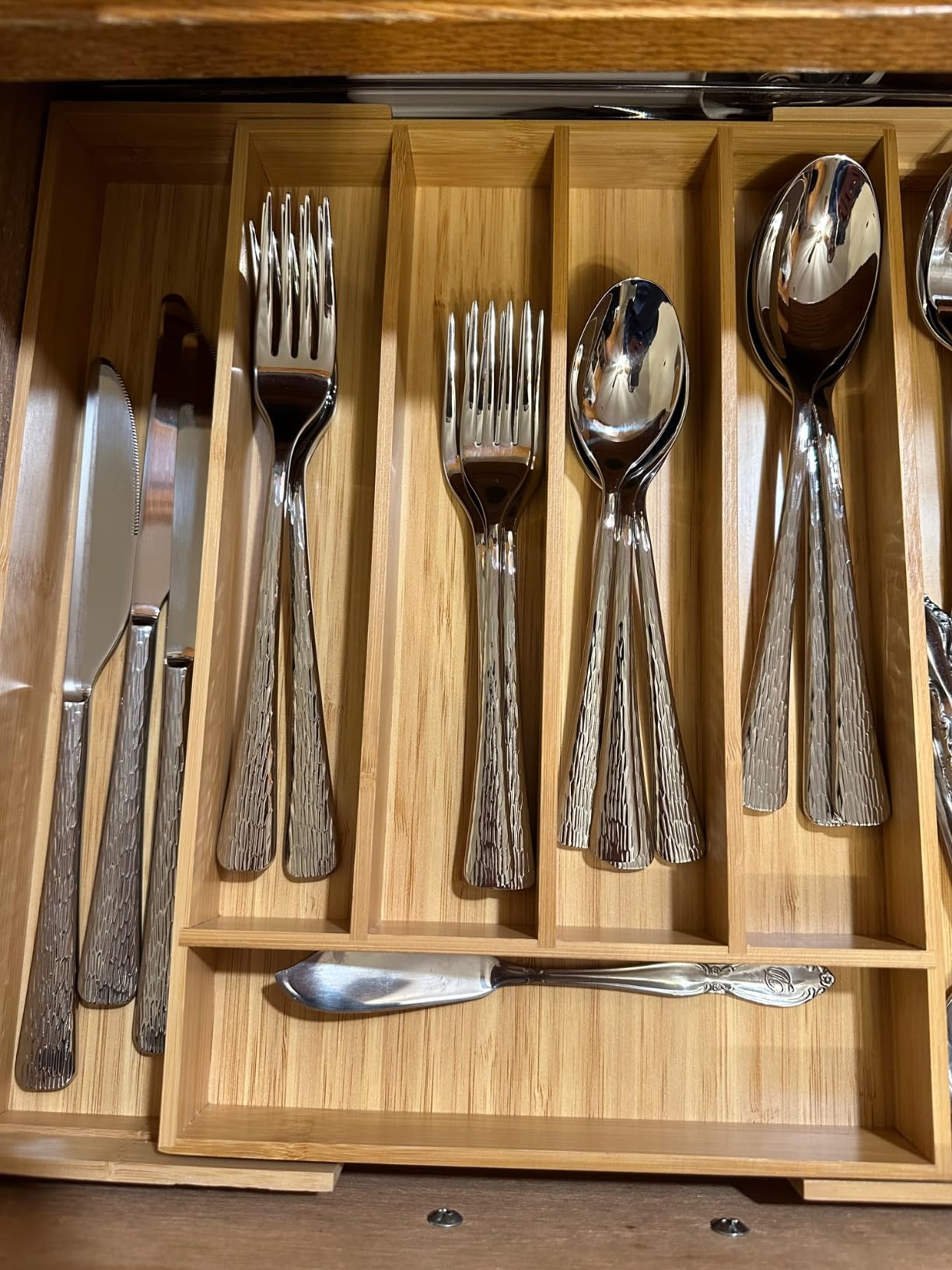 65 Piece Gold Silverware Set with Serving Utensils, 18/10 Stainless Steel customer photo 2