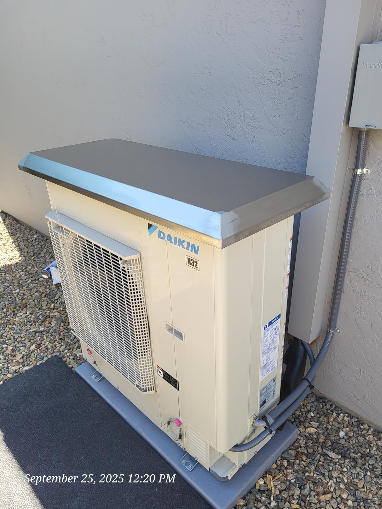 Mini Split Cover for Outside Unit, Heat Pump Outdoor Covers (33×13IN) customer photo 1