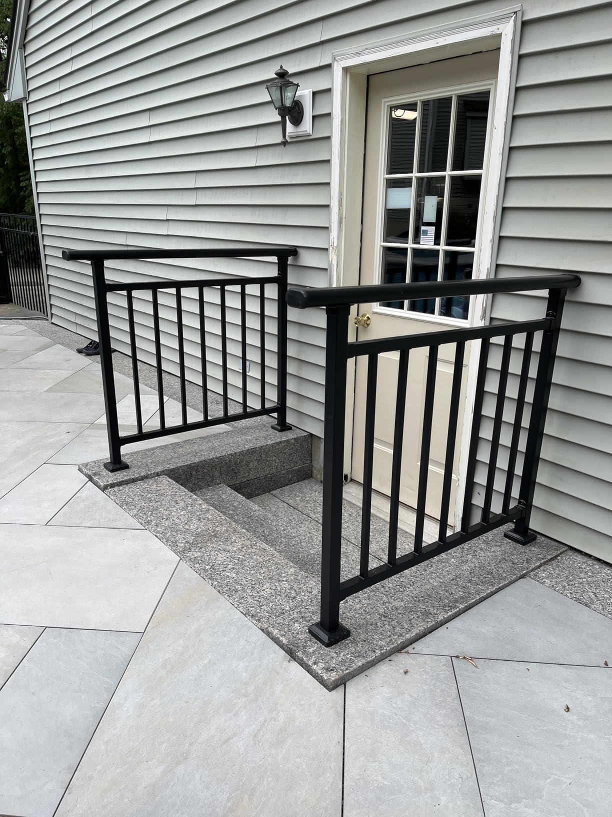 Horizontal Black Deck Railing Kit, 40