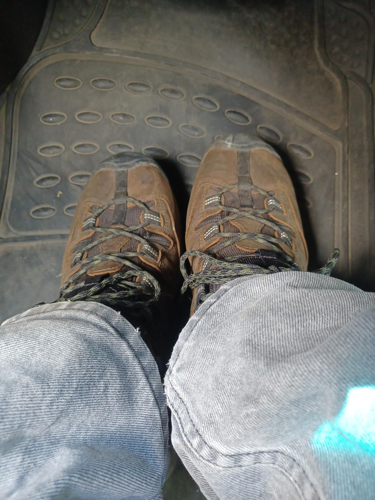 KEEN Utility Men's Detroit XT Mid Height Steel Toe Waterproof Work Boots customer photo 2