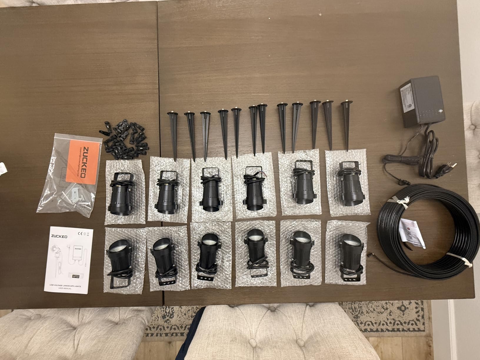 ZUCKEO All-in-One Low Voltage Landscape Lighting Kit, 5W LED Landscape Lights with Transformer, 120FT Wire and Connectors, Waterproof Outdoor Spotlight for Yard Garden House, 3000K 12V-24V, 12Pack customer photo 1