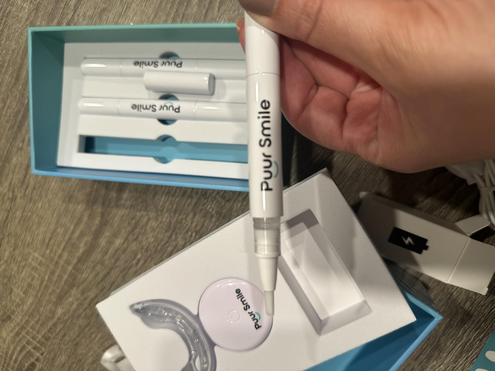 Puur Smile Teeth Whitening Kit – LED Light & Whitening Gel with Remineralization Syringes – Professional-Grade Whitening for Sensitive Teeth – Removes Stains from Coffee, Wine, & Smoking customer photo 2