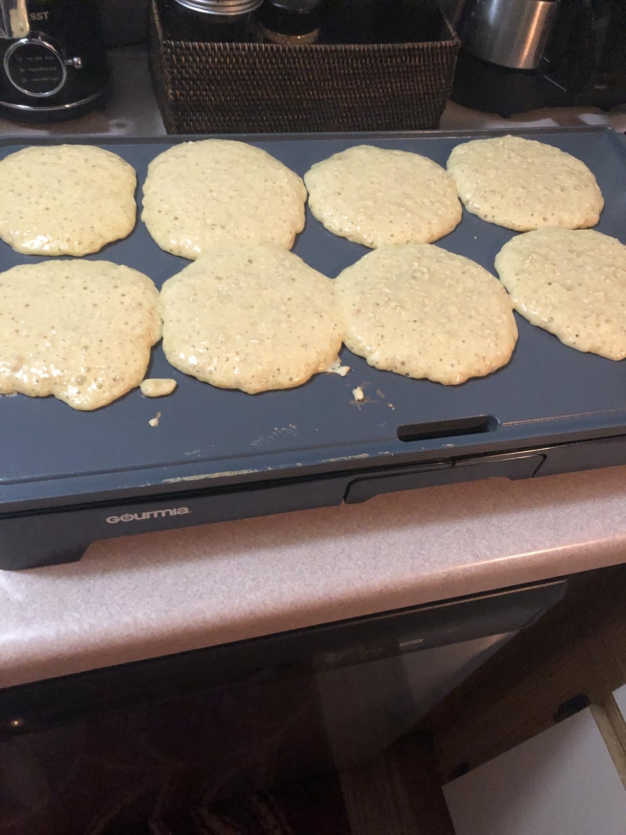 Gourmia Electric Griddle - 22” XL Nonstick Ceramic Cooking Surface, Black customer photo 1