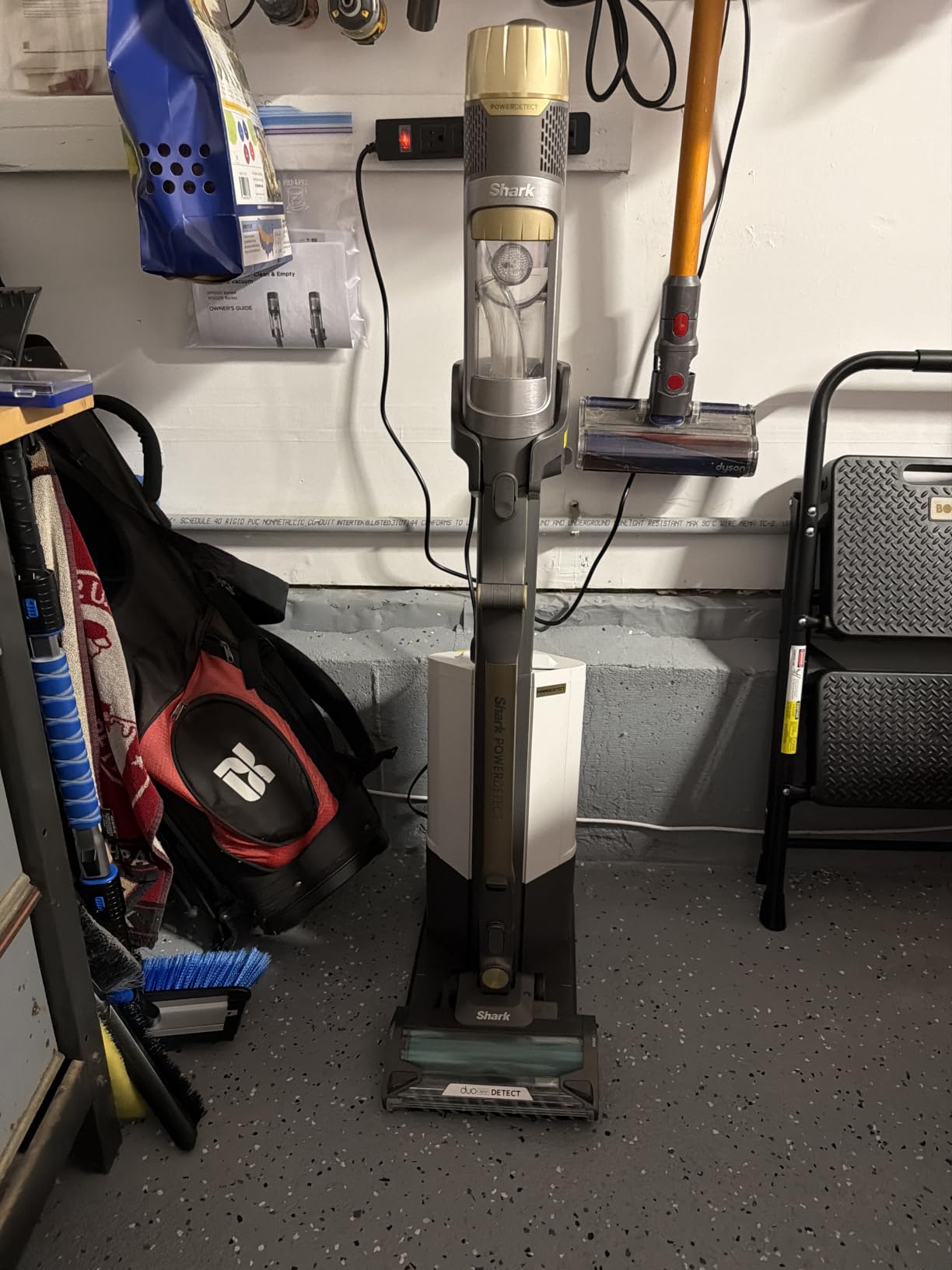 Shark® PowerDetect® Pet Plus Clean & Empty Cordless Stick Vacuum, IP3253 customer photo 2
