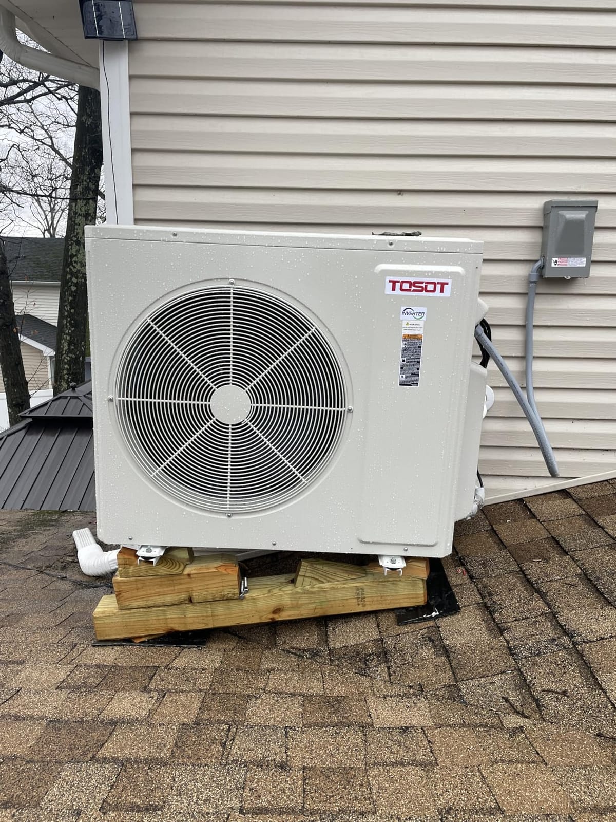 TOSOT 24,000 BTU 2 Zone Mini Split Air Conditioner 21 SEER2, Cosmo Series customer photo 2