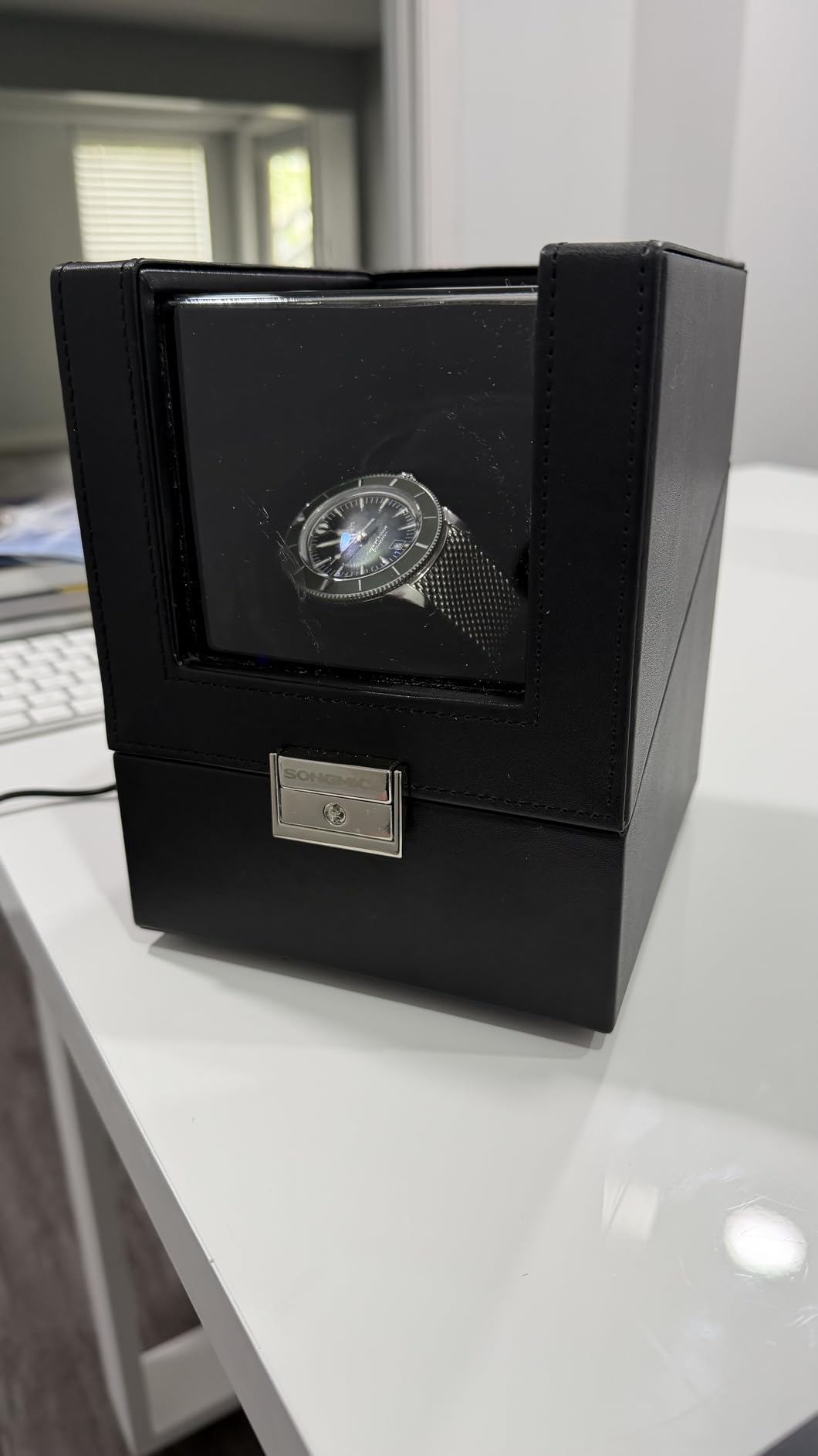 SONGMICS Automatic Single Watch Winder Box, Quiet Motor, LED Light, Lock customer photo 2