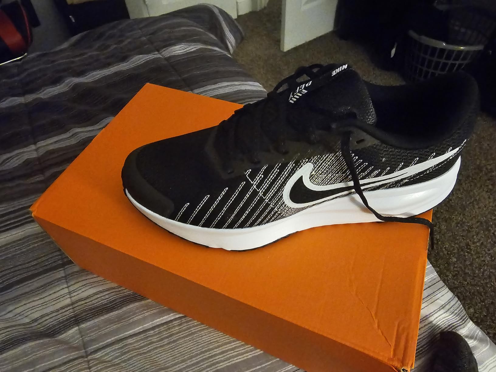 Nike Men's Run Defy Road Running Shoes customer photo 1