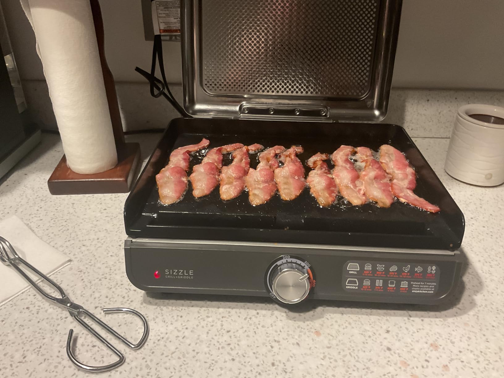 Ninja® Sizzle™ Pro XL 20'' Indoor Griddle & Grill, Silver, GX101 customer photo 2