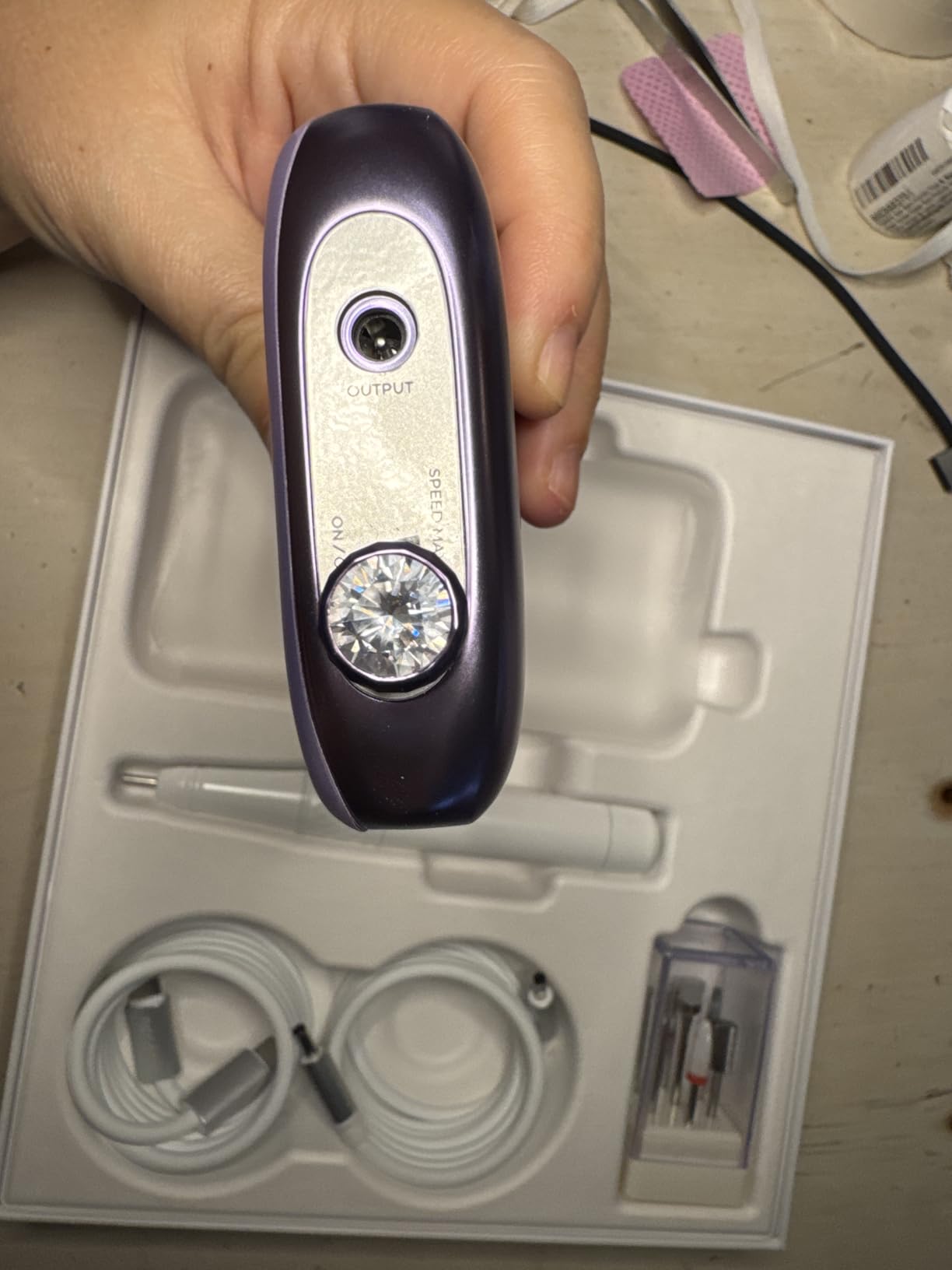 Lavinda Cordless LED Nail Lamp, 48W Portable UV Light for Gel Nails, White customer photo 1