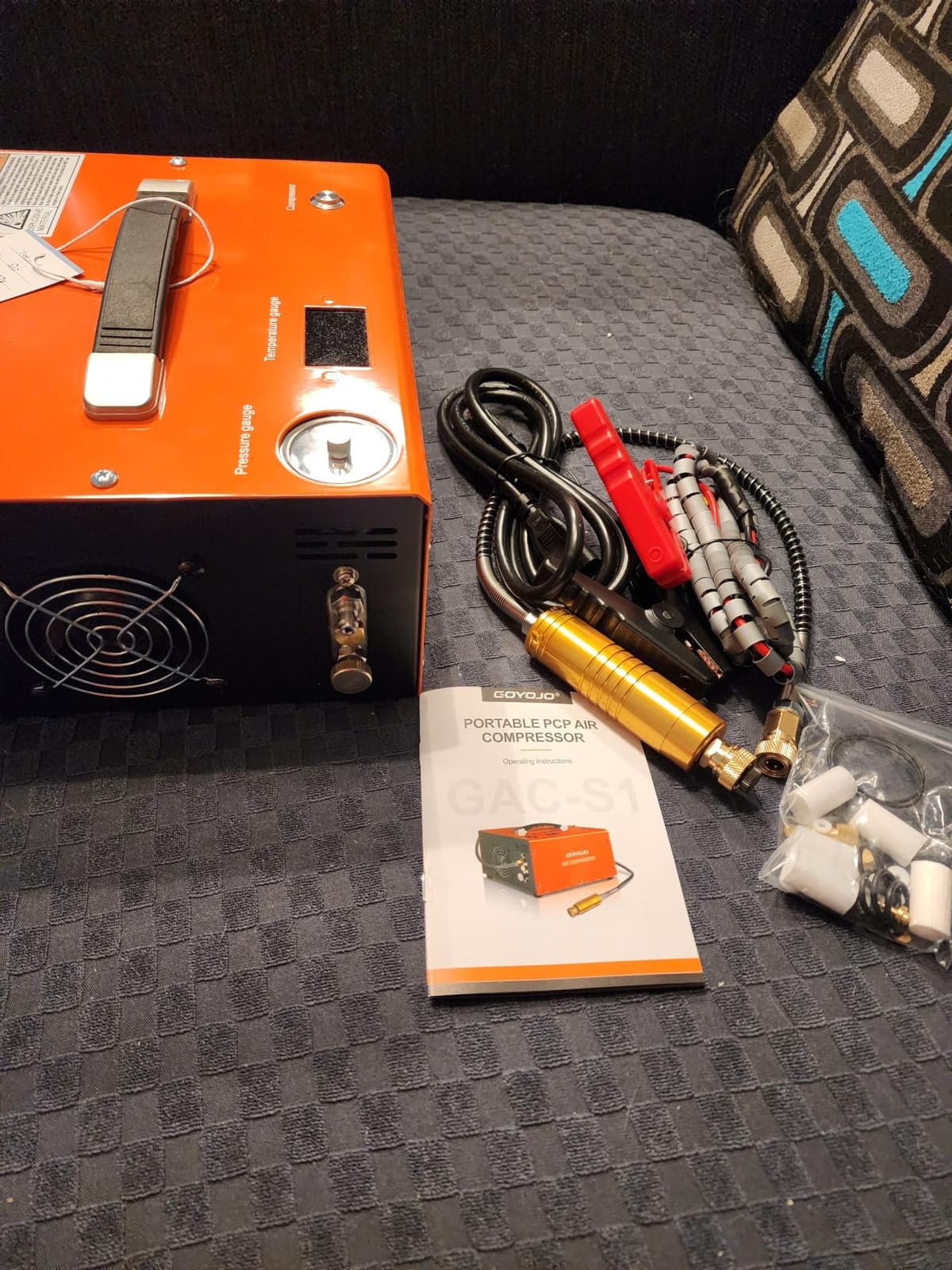 GOYOJO PCP Air Compressor, Max 4500 PSI / 300 Bar, Fast Fill for Airguns or Paintball Tank, Auto Shut-Off, Dual Power Car 12V DC or Home 120V AC, Built-in Cooling Fan, 300W Portable Pcp Pump customer photo 1