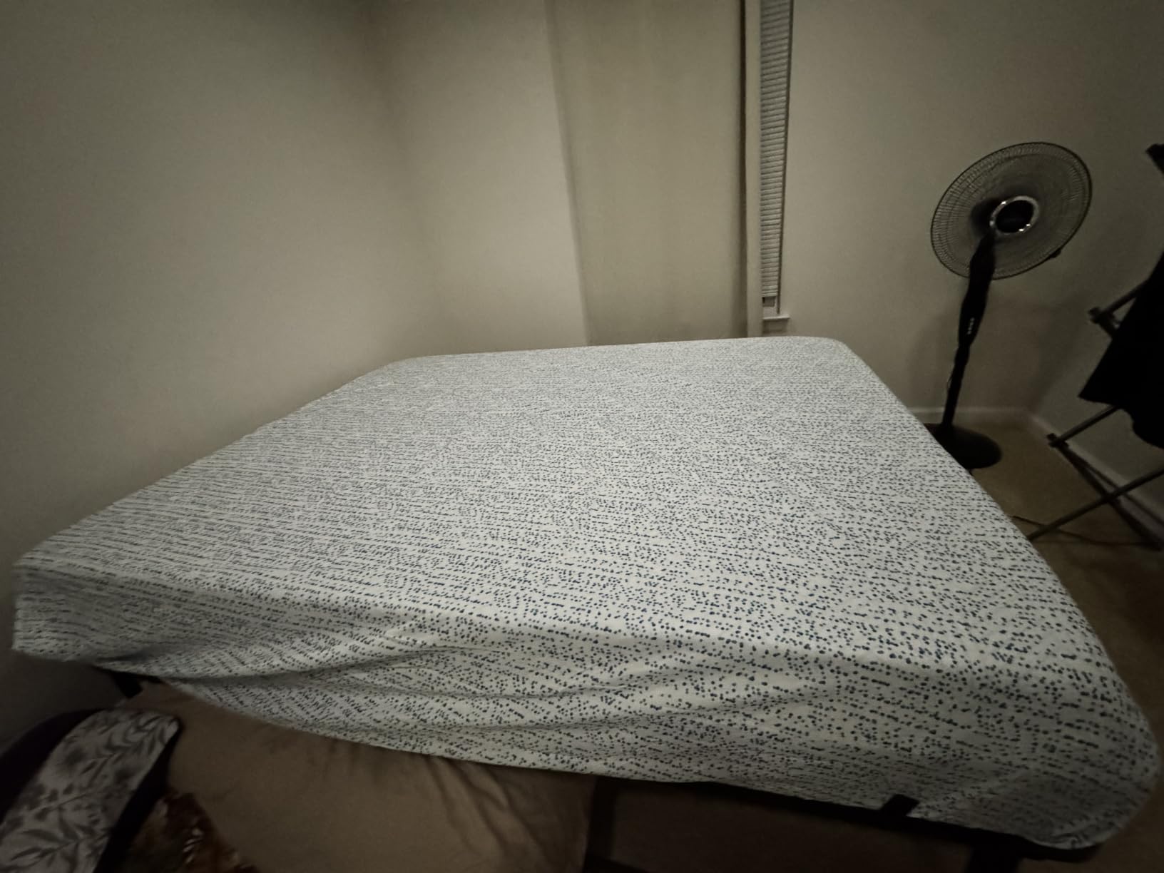 FATHOM Medium Twin XL Mattress 10 Inch Memory Foam Mattress Bed in a Box for Back Pain Relief and Cool Sleep with Gel Foam and Removeable Fiberglass Free Cover, CertiPUR-US Certified customer photo 1