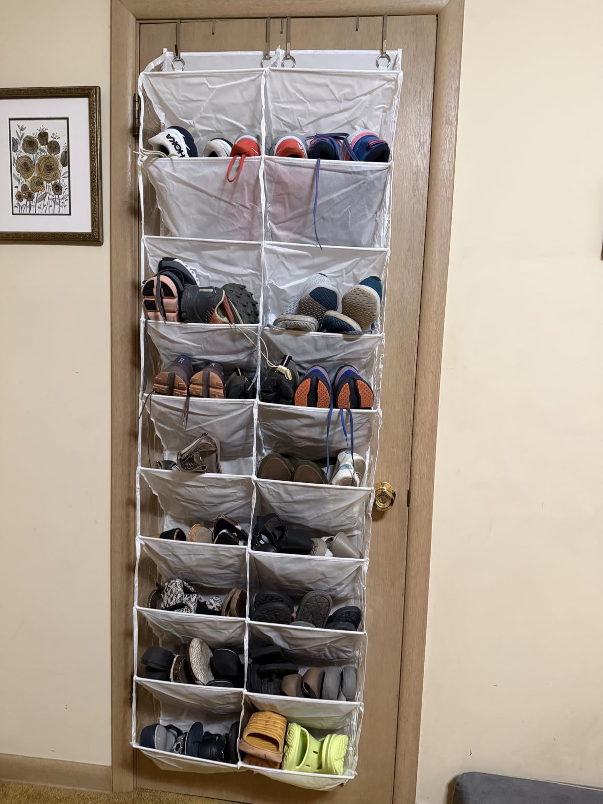 UVIAHOMI 20-30 Pairs Over the Door Shoe Organizer, Clear Pockets Hanging Shoe Storage for Closet, 10-Tier Door Shoes Rack, Handing Shoes Holder Fit All the Family's Sneakers, Boots, Heels, Black customer photo 1