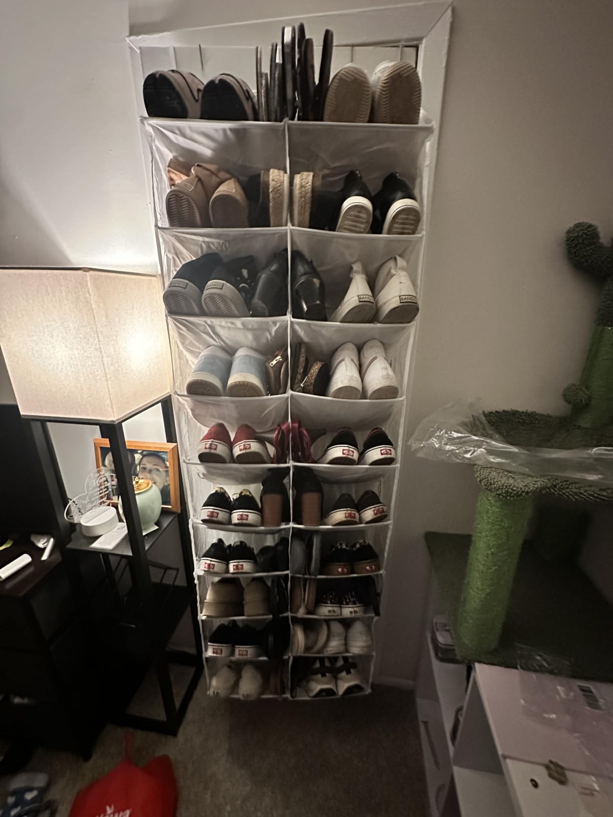 UVIAHOMI 20-30 Pairs Over the Door Shoe Organizer, Clear Pockets Hanging Shoe Storage for Closet, 10-Tier Door Shoes Rack, Handing Shoes Holder Fit All the Family's Sneakers, Boots, Heels, Black customer photo 2