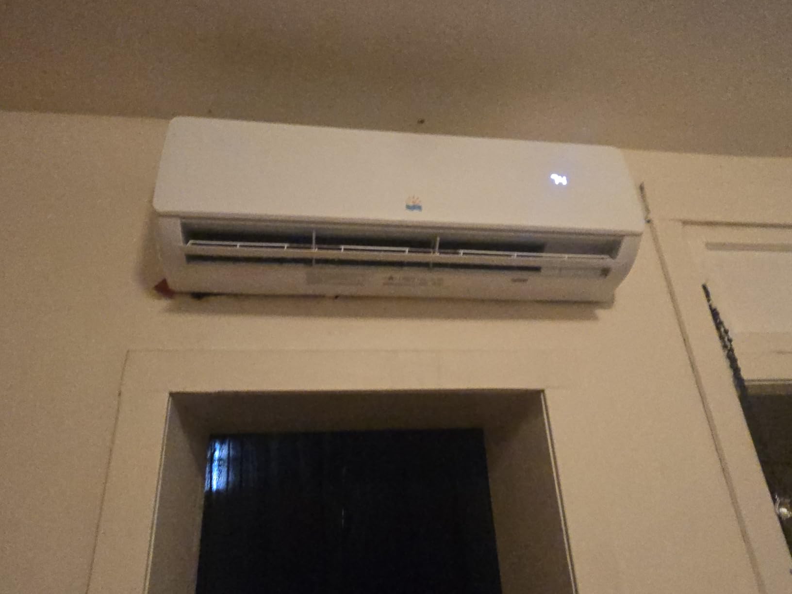 Rellytech Mini Split AC/Heating System, 12000 BTU, 19 SEER2 115V/110V customer photo 2