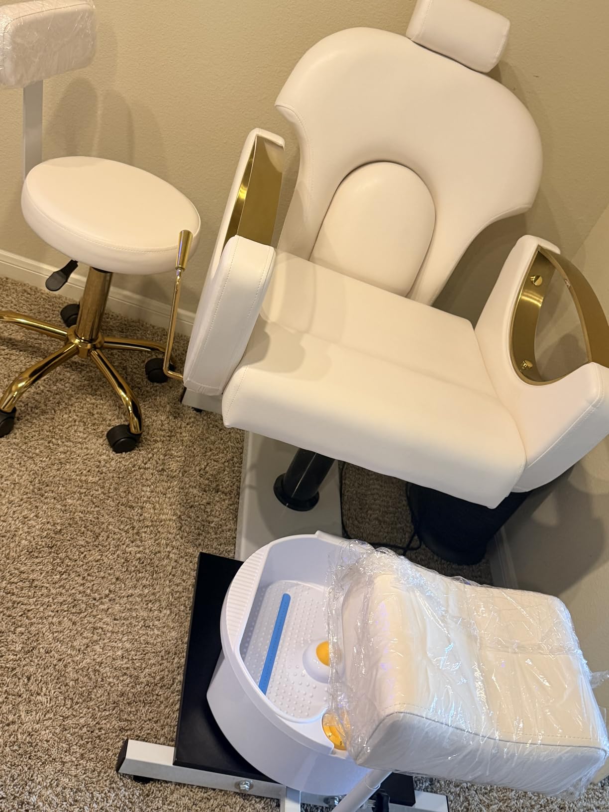 Pedicure Chair with 360 Degree Swivel Stool, Hydraulic Lift Reclining Pedicure Station, Pedicure Chair No Plumbing with Adjustable Footrest for Pedicure Shop,Spa(White-Silver) customer photo 1