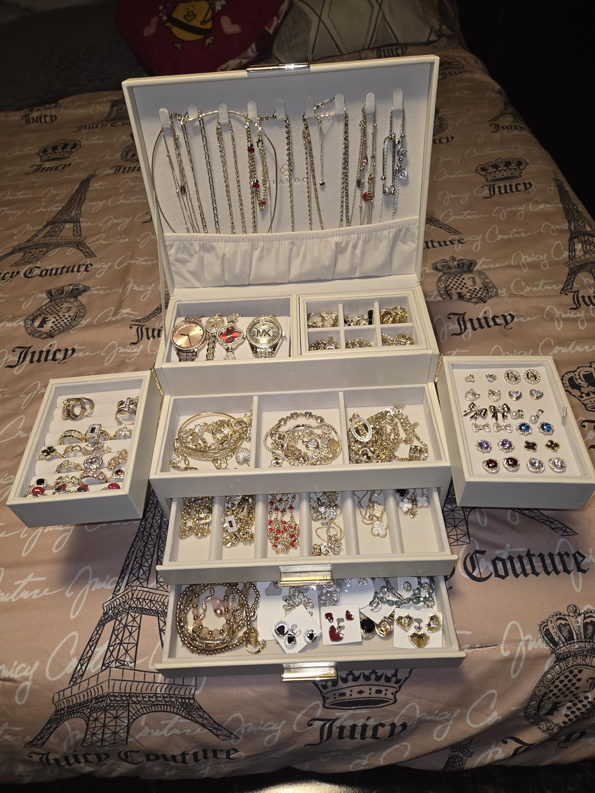 VLANDO Jewelry Box,4-Layer Design with Retractable Tray and 2 Drawers customer photo 1