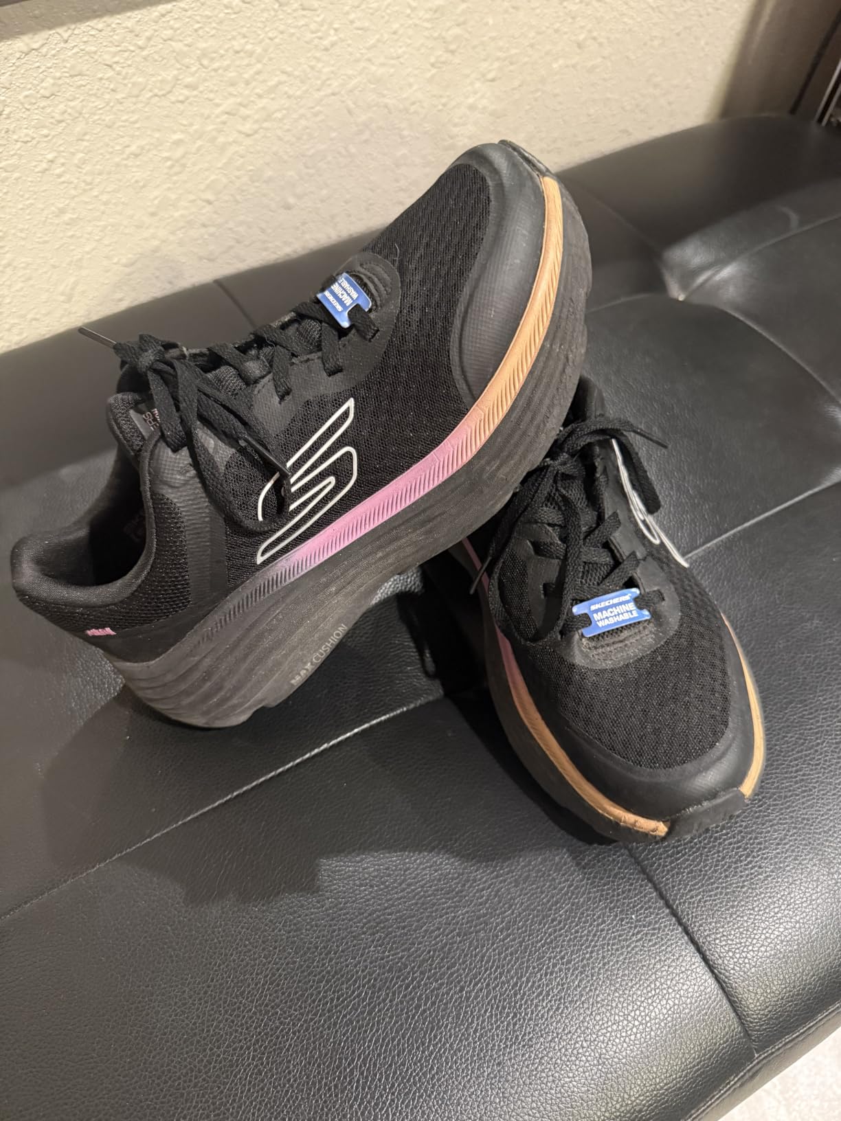 Skechers Women's Max Cushioning Endeavour customer photo 1