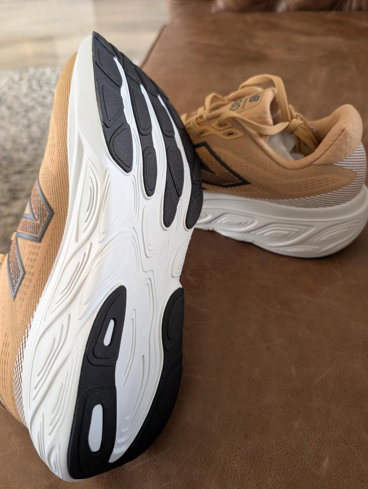 New Balance Men's Fresh Foam X 880 V15 customer photo 1